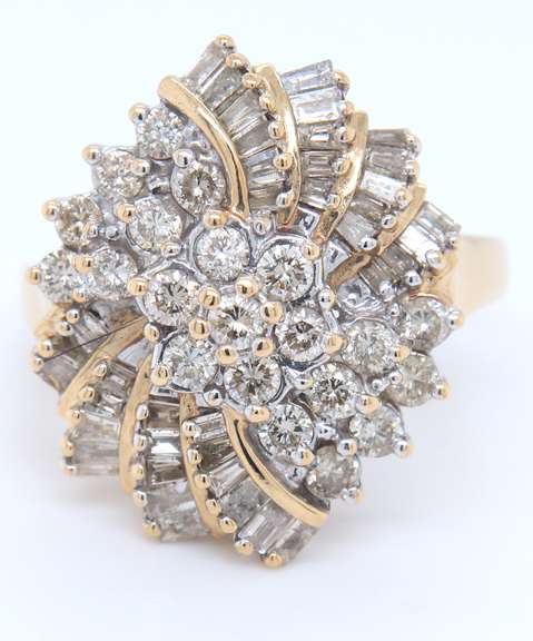 Powerful Yellow Gold Diamond Cluster Ring