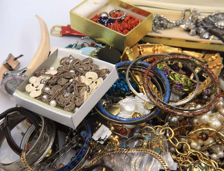 Big Group Lot of Custom Jewelry