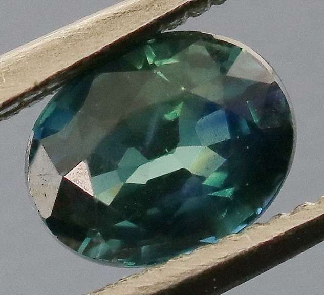 Simply gorgeous! .51ct blue green Sapphire
