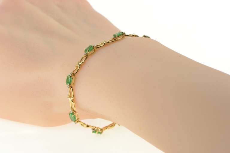 14K Yellow Gold Emerald Diamond Accent Classic Chain Bracelet