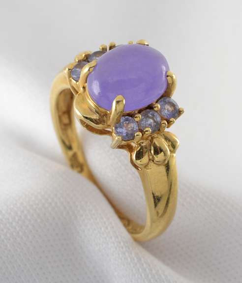 Tasteful Lavander Jade Ring