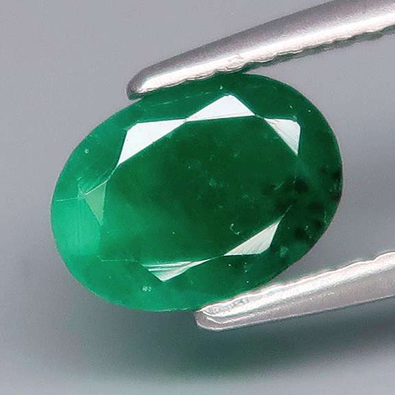 Top green UNHEATED 1.20ct Colombian Emerald