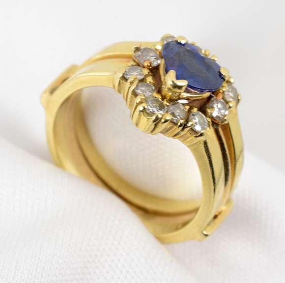 Sweet 2 Piece Set with Heart Shaped Sapphire