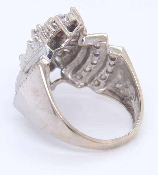 Wonderful White Gold Diamond Cluster Ring