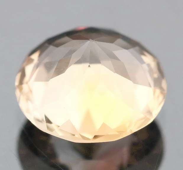 Bright 4.26ct champagne Imperial Topaz solitaire