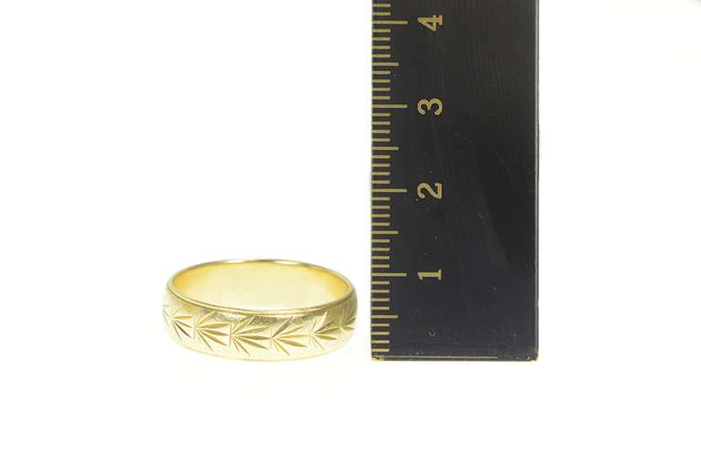 14K Yellow Gold 1940's Palm Engraved Pattern Wedding Band Ring