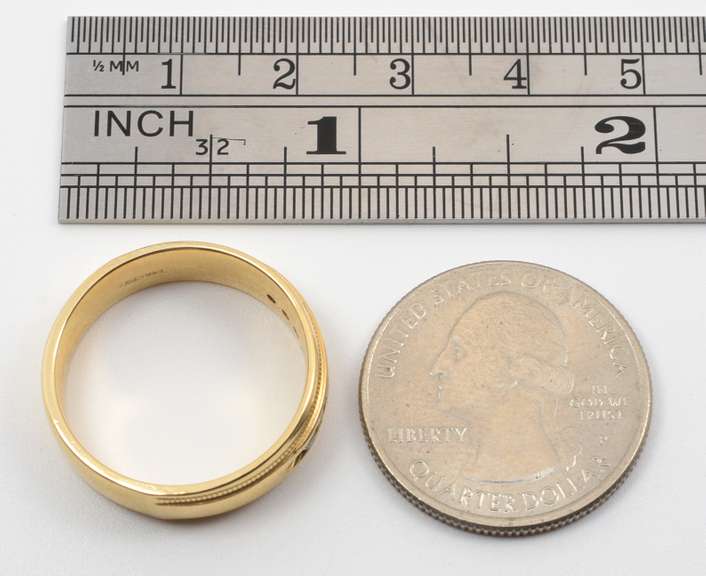 Easy to Wear 14k Man's Diamond Band