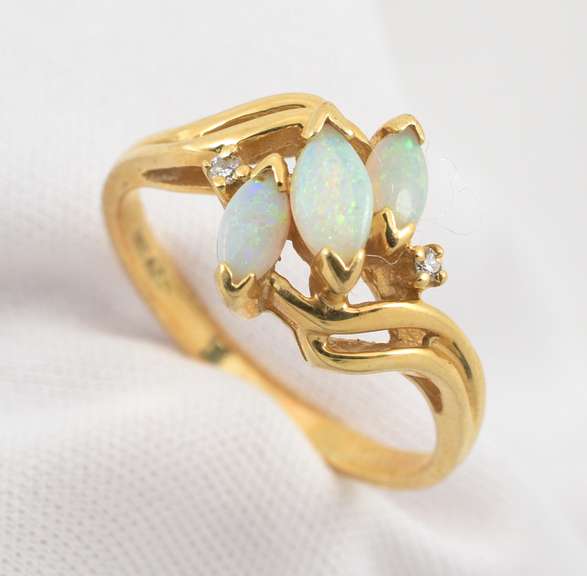 Pleasing Marquise Opal Ring