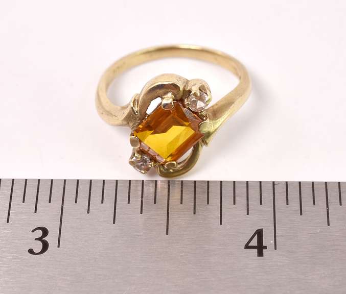 Elegant Gold Sapphire and Quartz Ring in Yellow Gold