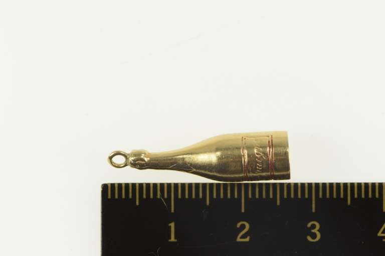 14K Yellow Gold 3D Wine Bottle Sommelier Vino Charm/Pendant