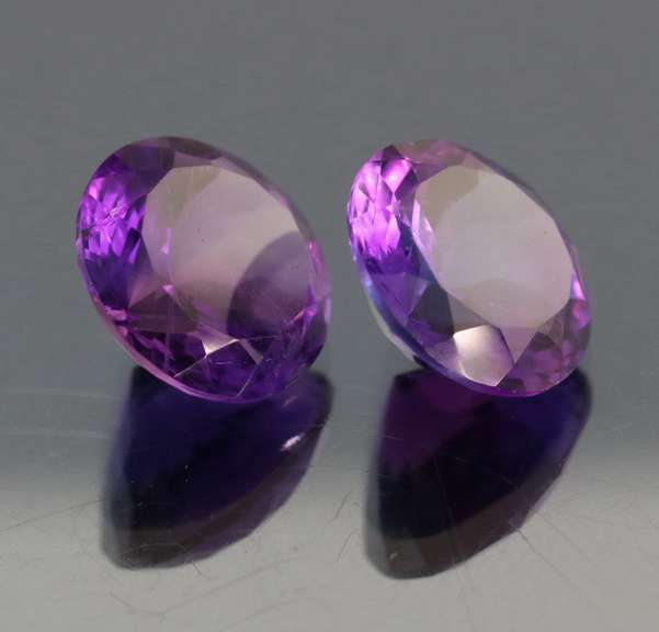 Glittering grape purple 21.03ct 15mm Amethyst pair