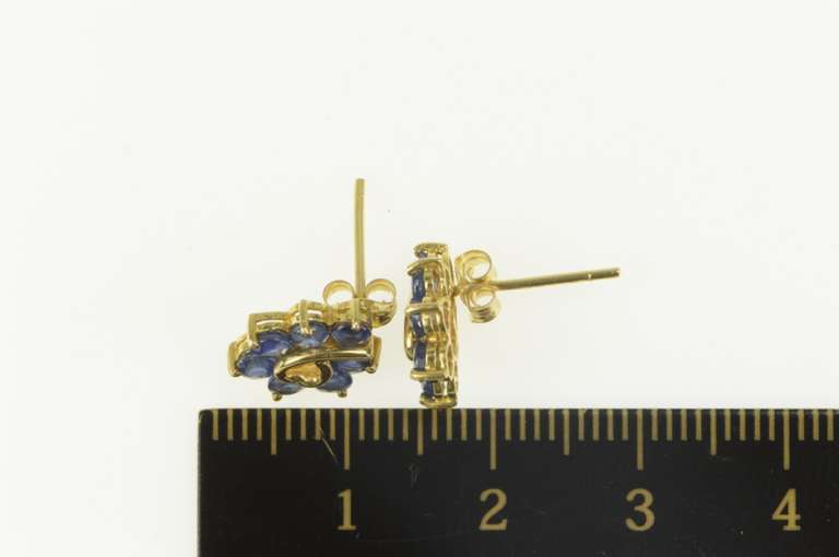 14K Yellow Gold Sapphire Heart Loop Cluster Stud Earrings