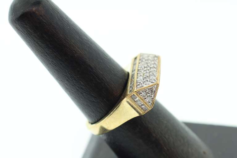 LADIES 14K GOLD AND DIAMOND PYRAMIDE RING