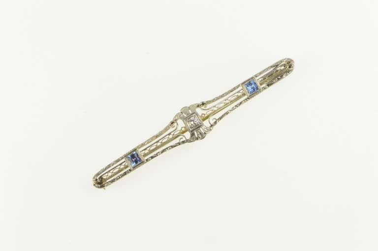 14K Yellow Gold Art Deco Diamond Syn. Sapphire Filigree Pin/Brooch