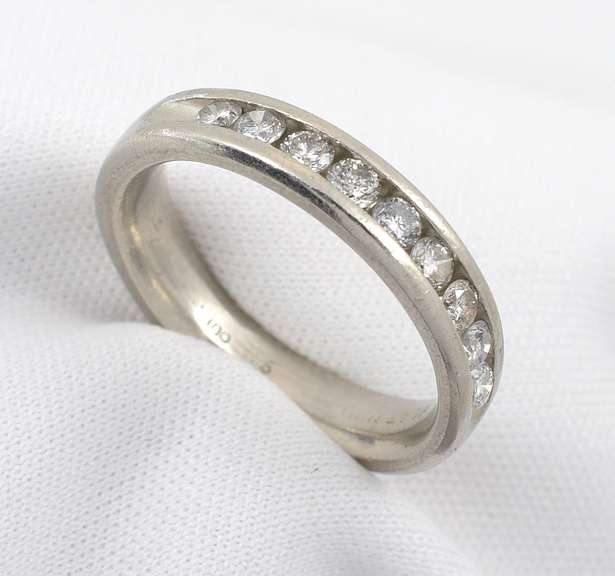 Platinum Comfort Fit Diamond Band