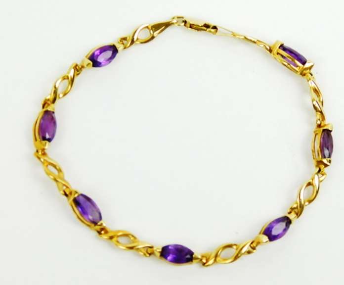 Pretty 10K Gold Amethyst Bracelet