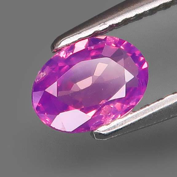 UNHEATED! .67ct VS lavender pink Sapphire