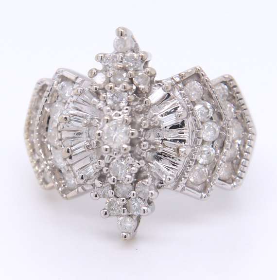 Wonderful White Gold Diamond Cluster Ring