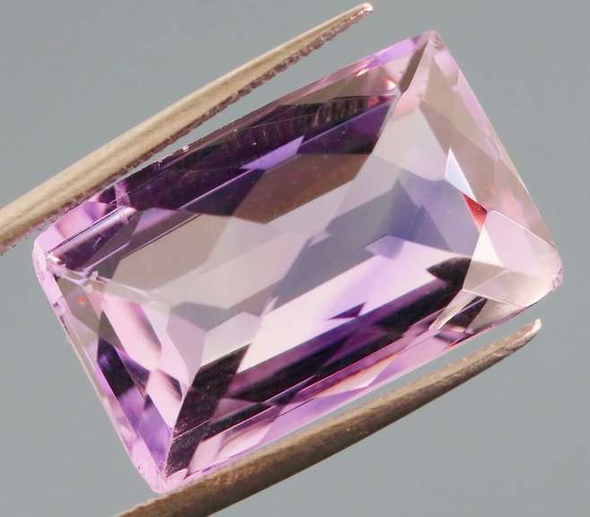 Impressive 9.79ct checker top real Amethyst