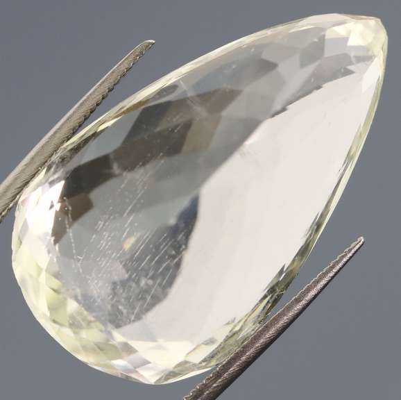 Remarkable 24.41ct high fire platinum blonde Kunzite