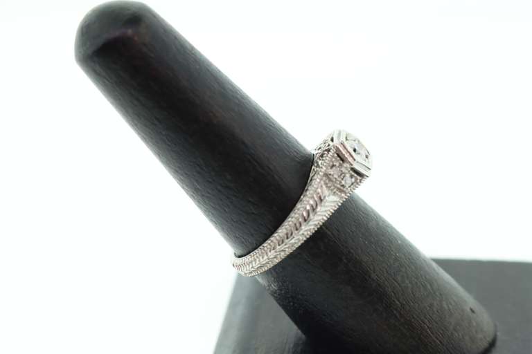 LADIES 10K WHITE GOLD AND DIAMOND RING
