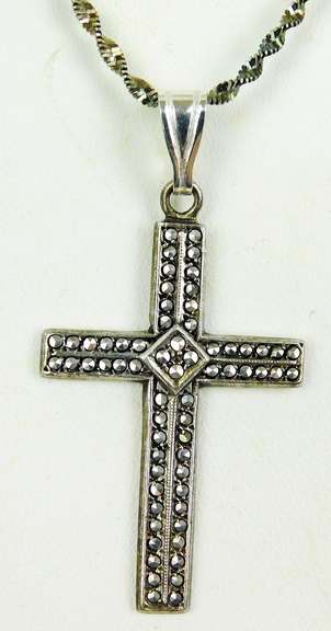 Sterling Silver Marcasite Cross & Chain