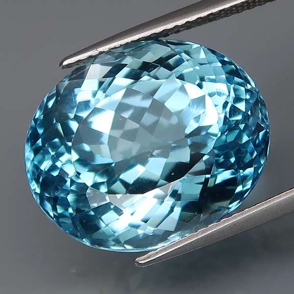 Substantial 22.05ct VS top Swiss blue Topaz
