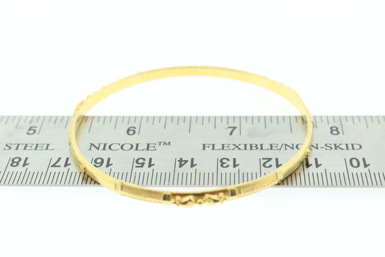 Smooth 22k Gold Bangle Bracelet