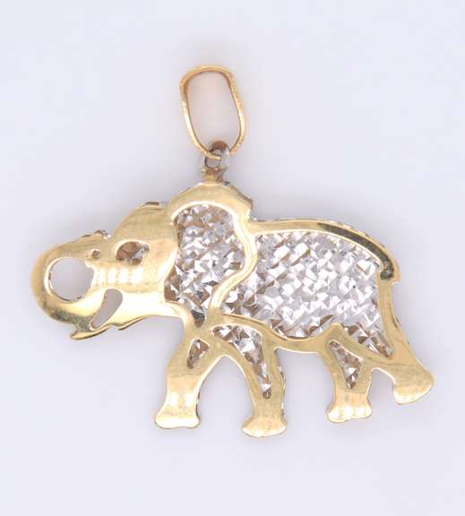 Charming Yellow Gold Elephant Pendant