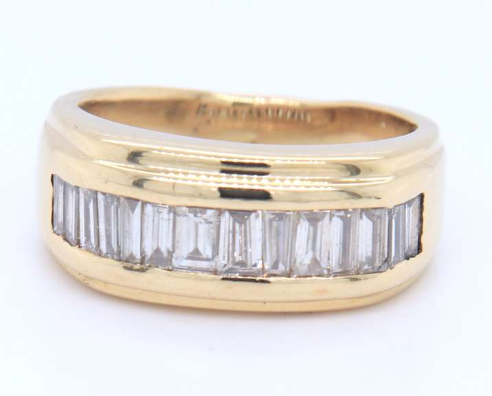 Elegant Yellow Gold Channel Set Baguette Diamond Band