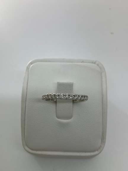 14K WHITE GOLD AND DIAMOND BAND