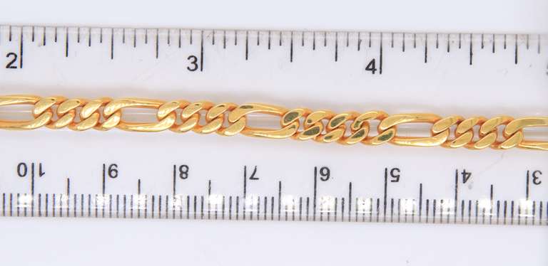 Attractive 18kt Yellow Gold Figaro Bracelet