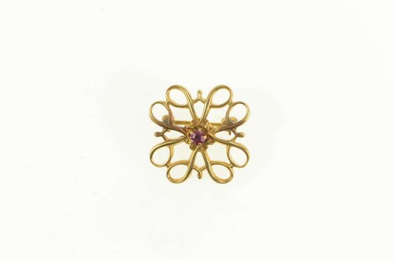 10K Yellow Gold Retro Swirl Filigree Square Syn. Ruby Pin/Brooch