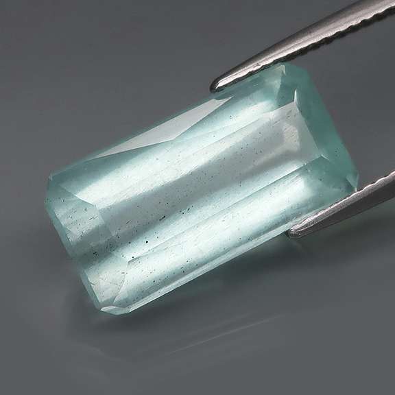Gorgeous 7.29ct untreated sky blue Aquamarine