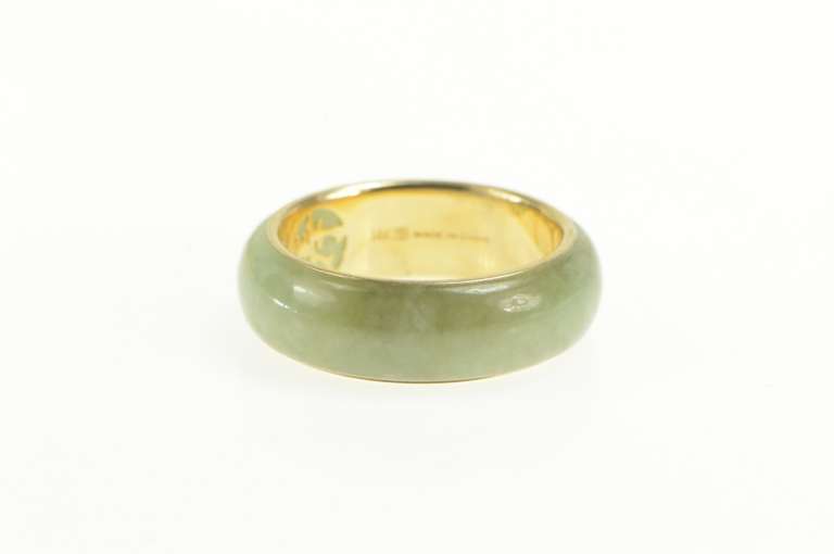 14K Yellow Gold 7.3mm Carved Rounded Jade Band Statement Ring
