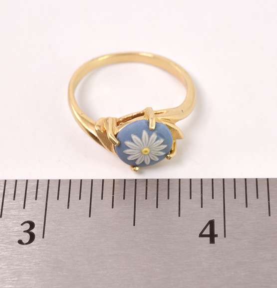 Lovely Wedgwood Style Ring in 14K Yellow Gold