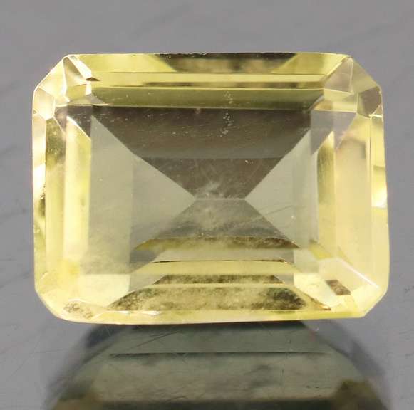 Great 4.47ct golden yellow Citrine