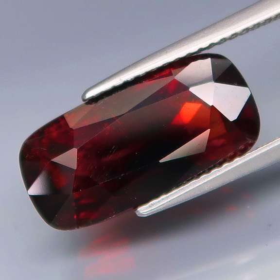 Midnight crimson 11.05ct Spessartite Garnet