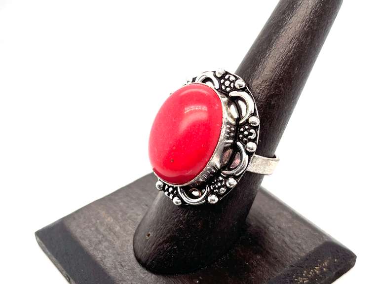 Statement Ovular Red Coral Tibetan Silver Floral Energy Design Ring