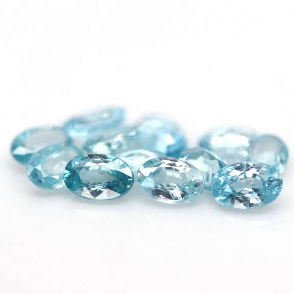 Brilliant 7.83ct sky blue Zircon set