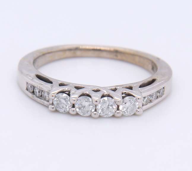 Dazzling White Gold Diamond Wedding Set