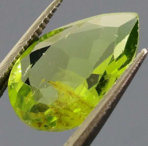 Stunning 2.61ct Burma green Peridot