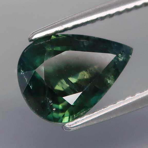 Stunning 3.72ct blue-green Australian Sapphire