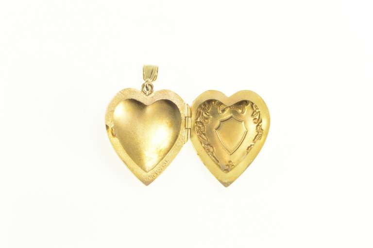 10K Yellow Gold Retro Puffy Heart Forget Me Not Locket Photo Pendant