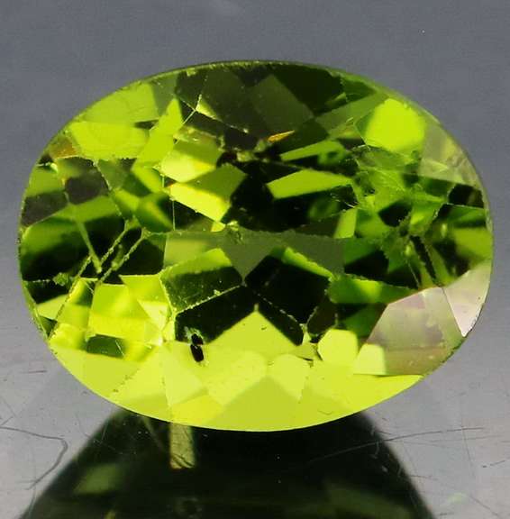 Great 2.46ct Burma green Peridot