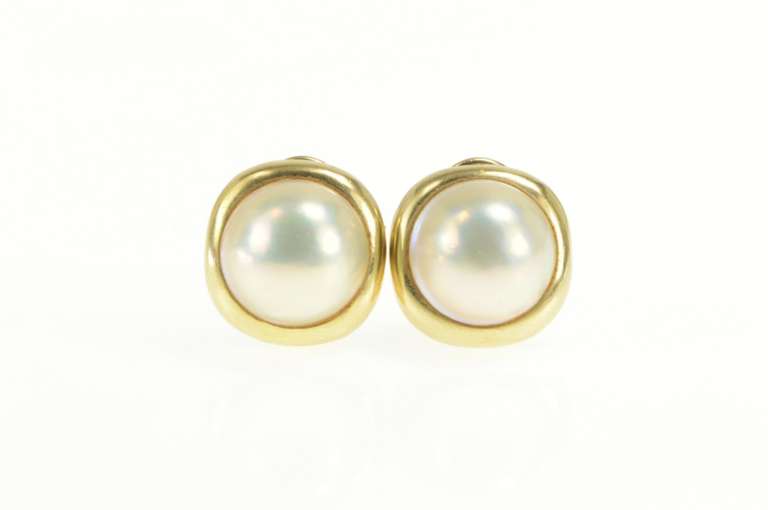14K Yellow Gold Pearl Classic Rounded French Clip Statement Earrings