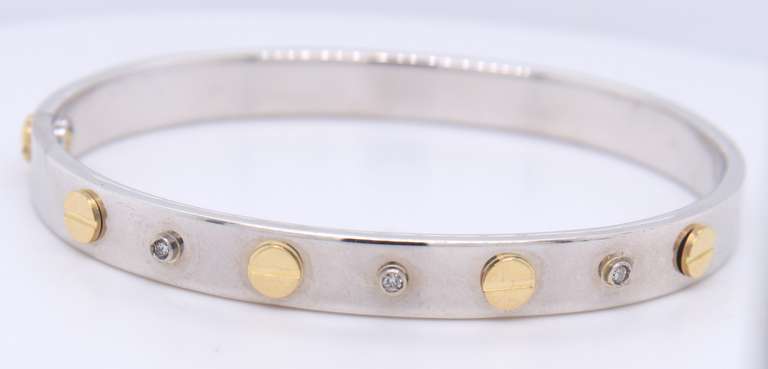 Powerful 14kt White Gold Bangle Bracelet