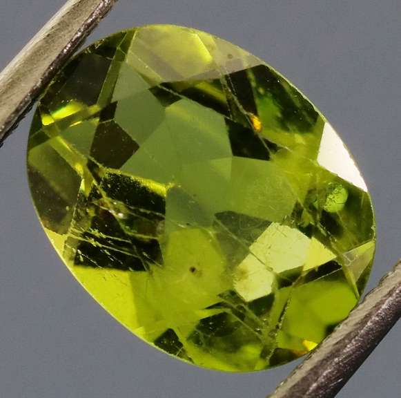 Large 1.82ct Burma green Peridot