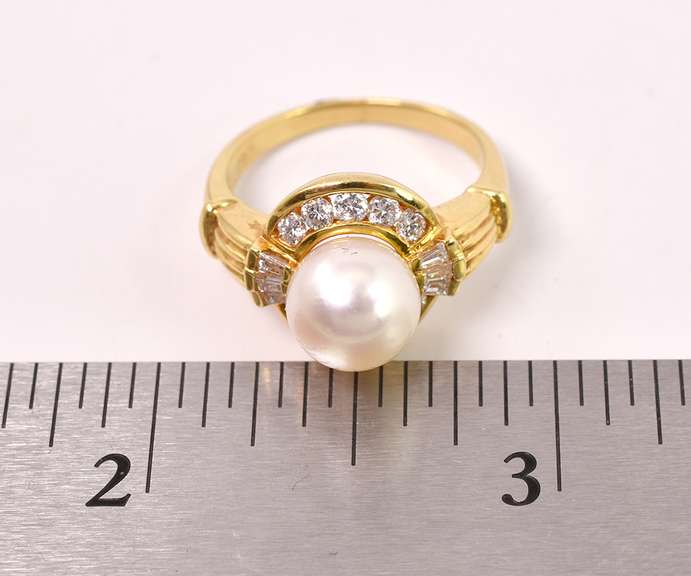 Lush Pearl and Diamond Ring in 18K Yellow Gold