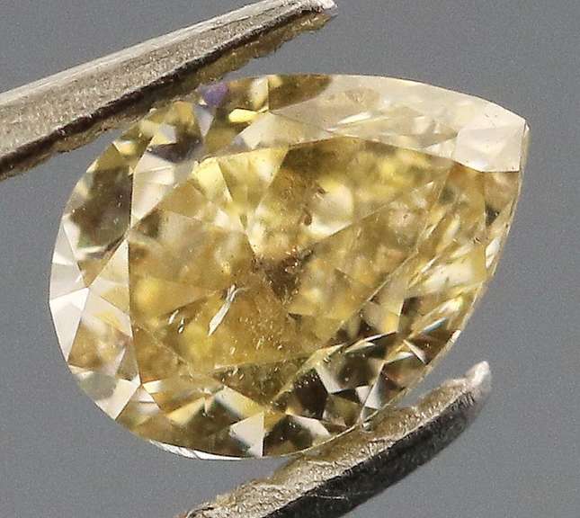 Sparkle factory! .29ct golden Diamond